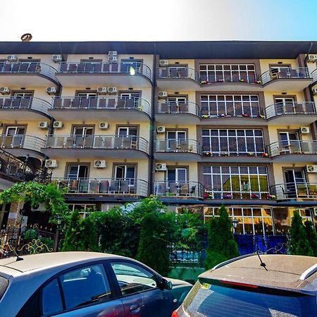 Gostinitsa Zolotyye Peski Hotel Vityazevo Ngoại thất bức ảnh